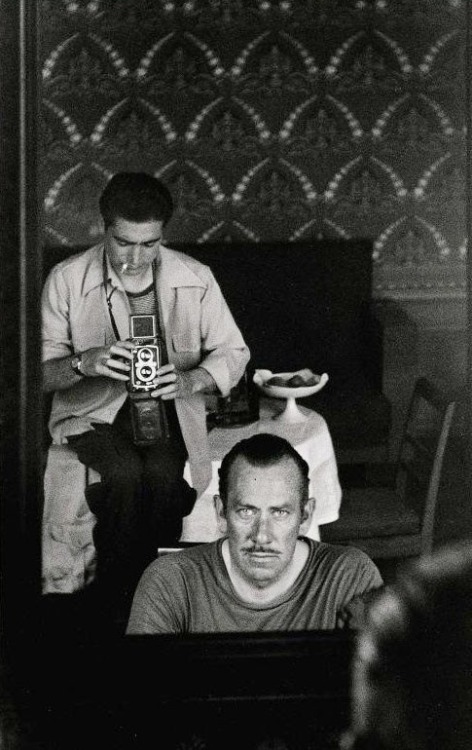 wehadfacesthen:

Robert Capa photographing John Steinbeck, Moscow, 1947
via maeganramirez

