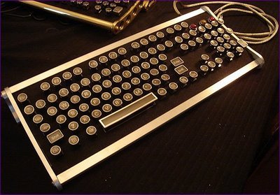 Sıradaki parça klavyeyi daktilo gibi takur tukur kullanan kılçıklara gelsin.