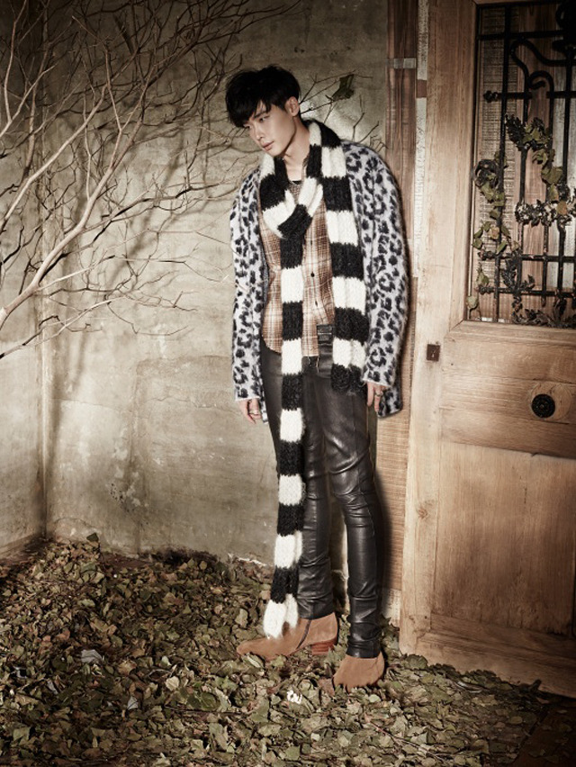 Lee Jong Suk - Vogue Magazine October Issue &#8216;13