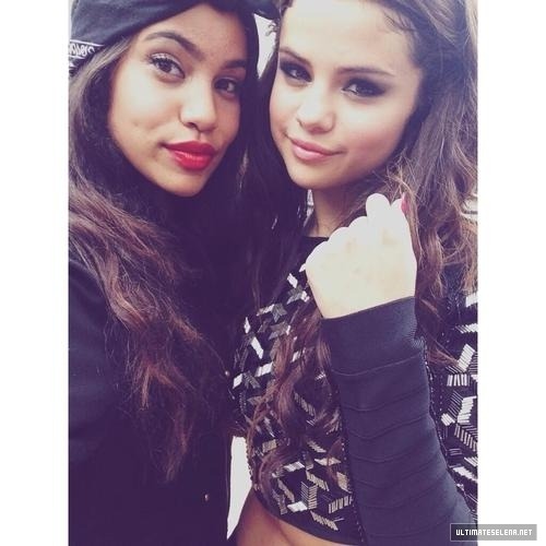 Selena with a fan