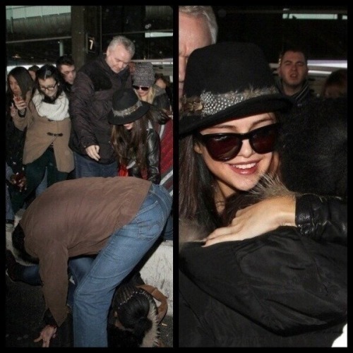  <br /> Selena helps fan that fell at the Paris airport because of paparazzi <br /> 
