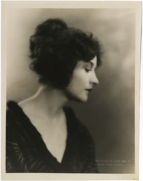 Betty Compson photographed by Charlotte Fairchild 1921