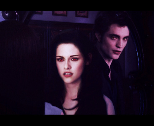 lovingkristen: vampire Bella i can’t wait for Breaking Dawn