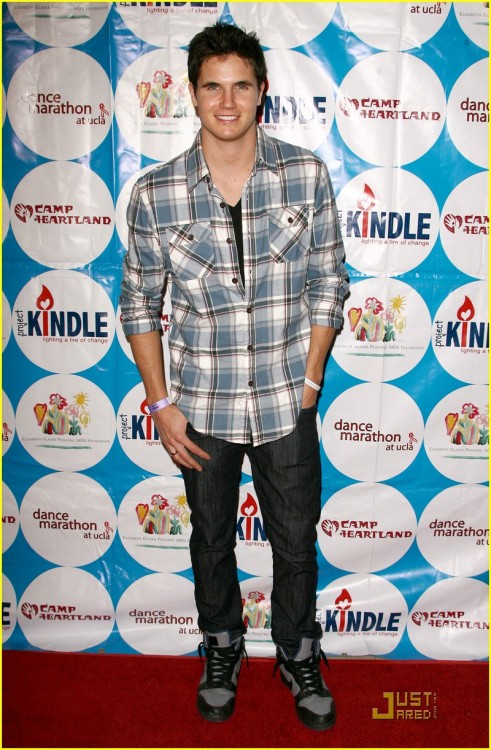 Robbie Amell at the UCLA Dance Marathon held at the Ackerman Grand 