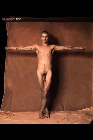 David Beckham nekked. Wow this pic needs to be shared again. ;) 
Thanks @J1970K & @RobLives4Love for finding it online.