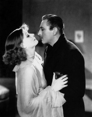 Grand Hotel (1932) - GG is so beautiful, so ethereal.