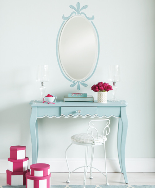 ideas-for-your-home:

Paint project: French mirror - Simple Projects - How-To - Style At Home
