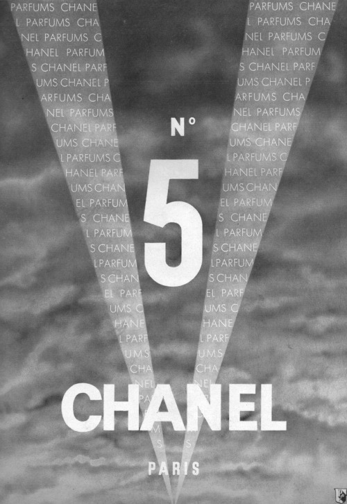 emariam:  Chanel N°5 ad from L’OFFICIEL magazine April, 1946 issue scanned by ME