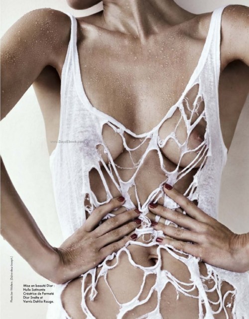 Malgosia Bela photographed by Jan Welters for Elle France, May 2010 i find this t-shirt awesome!