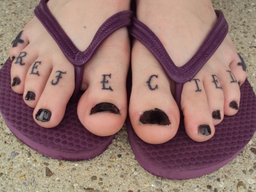 and my toe tattoos. Posted by Casanova2204 on Wed Jul 14, 22:01 | Back to 