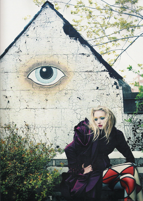 ”this is major!” by emma summerton. i-D, september 2007.
