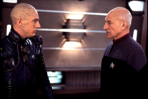 tom hardy star trek. Tom Hardy and Patrick Stewart in Star Trek: Nemesis (2002).