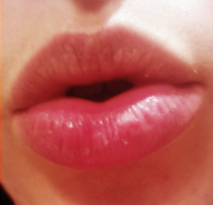 wickeddirty discretelycharming kisses to each and every one of my lovely followers best lips on