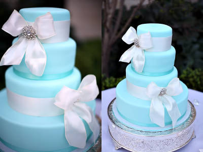Tiffany Blue wedding cake