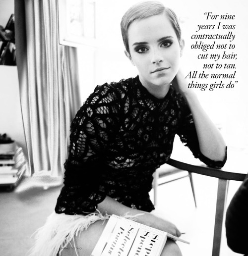 emma watson photoshoot 2010. Emma Watson in Vogue Dec 2010