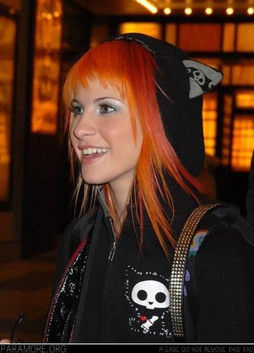 How+to+do+hayley+williams+hairstyle