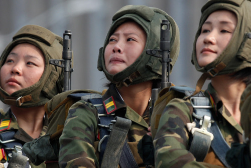images North Korean army women