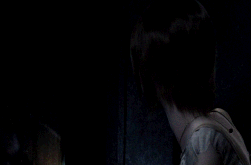 gamegifs:

Mod note: Go and follow HORRORINMOTION a gif tumblr dedicated to horror games!

