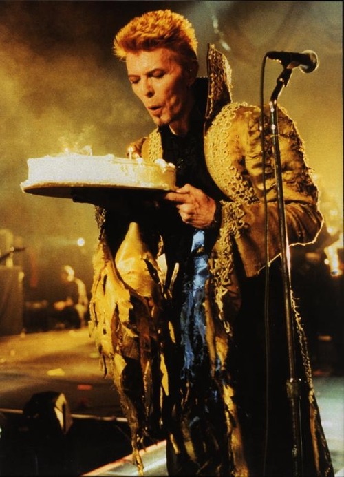 danielnolan:  Happy Birthday David Bowie! 
