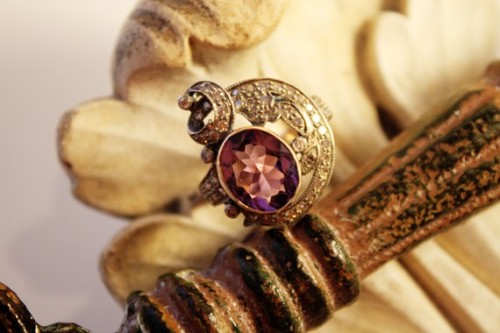Antique Estate Amythyst w/Diamonds Ring  - 3.98k Oval Amythyst and 1.0k diamonds gold/silver THIS RING… OH MY GOD… MY LIFE… I CAN’T… WANT IT… NEED IT… MY LIFE…