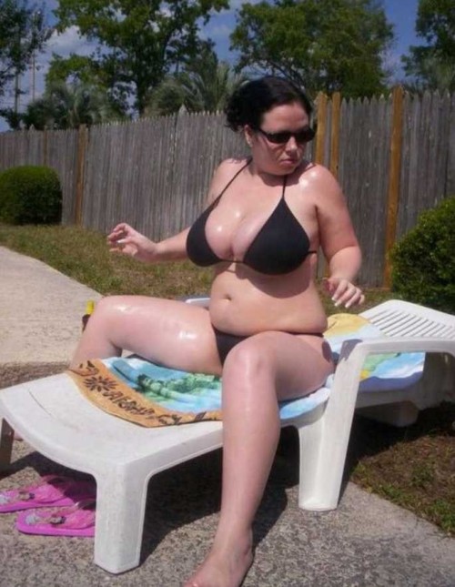 i am a sucker for chubby bikini Reblogged 1 year ago from amateurbigtits