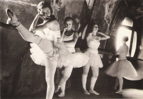  At the Paris Opera, 1934. Photo by Lucien Aigner (Hungarian, 1901–1999)
