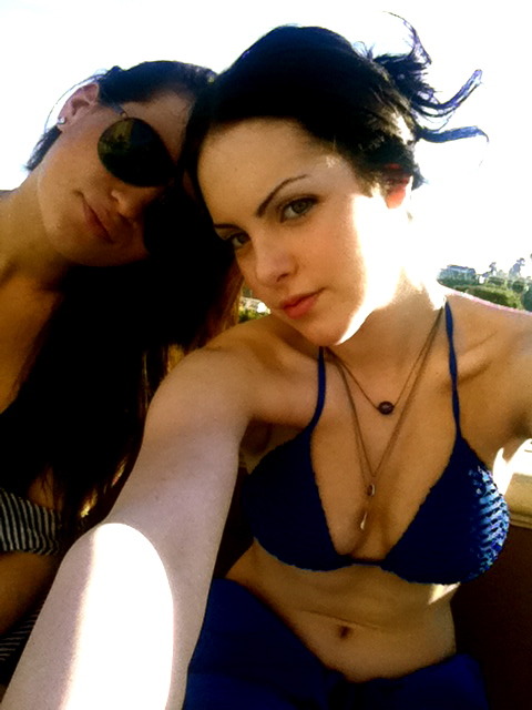  Elizabeth Gillies Twit Pic Bikini Hot Teens Teen Star Beautiful