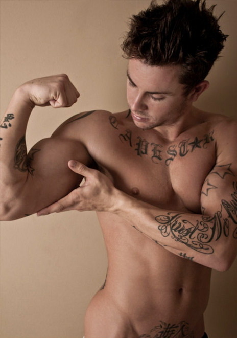 Love a man's arms Nice men with tattoos guys with tattoos sexy men