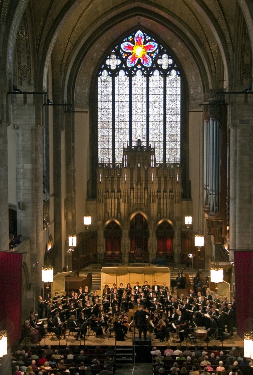 I recently sang with the Chicago Chorale in beautiful Rockefeller Chapel as we performed the Bach B-minor Mass for a packed house! photo credit to Jasmine Kwong.