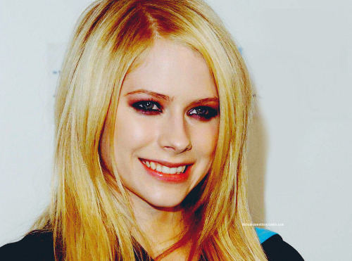 Avril Lavigne Pics And Animations