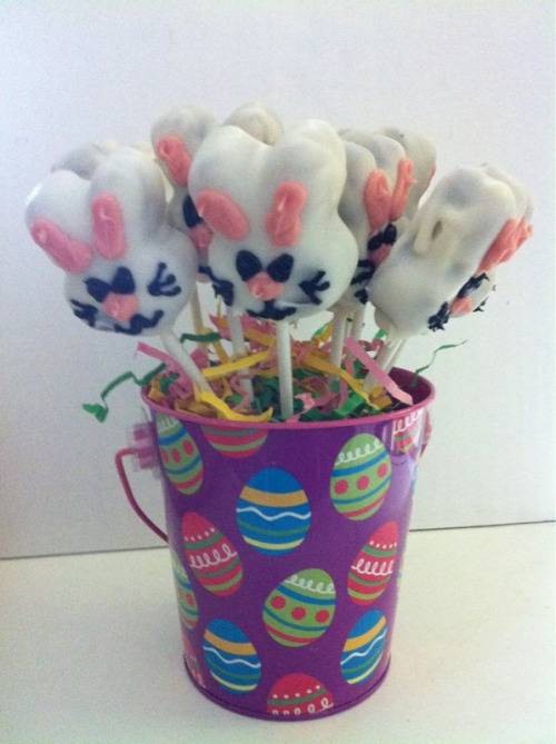 easter bunny cake pops. cake pops: Easter bunnies