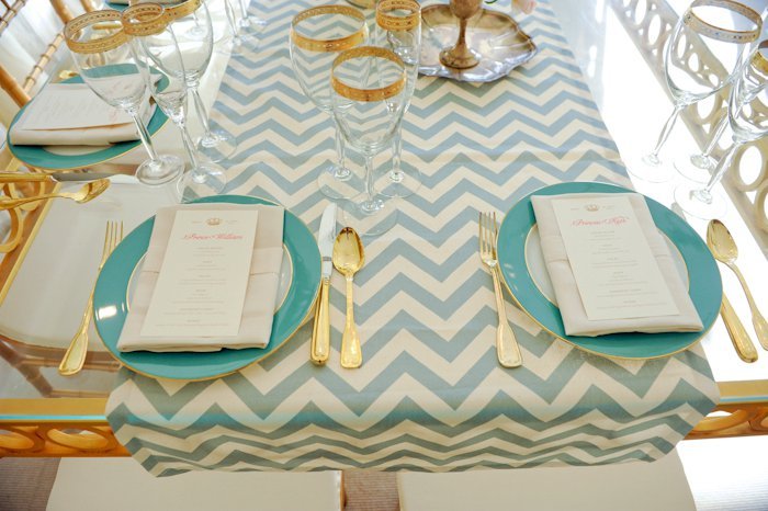 turquoise zig zag gold details wedding reception
