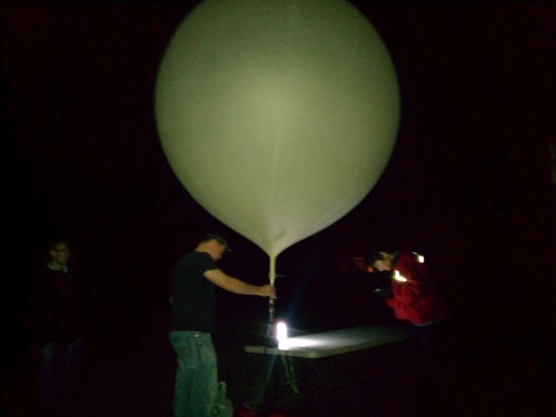 weather balloon ufo. it was a weather balloon I