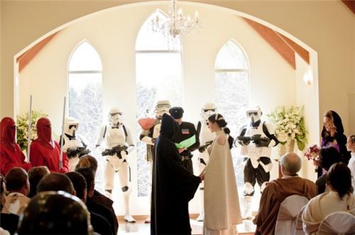 Star Wars wedding Yes please Tags Star Wars Wedding Storm Trooper Leia 