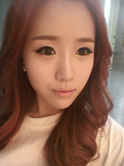 [110525] Jiyul&#8217;s me2day update.
&#8220;Today, trying to become a ‘driveaway’ daughter~훗&#8221;