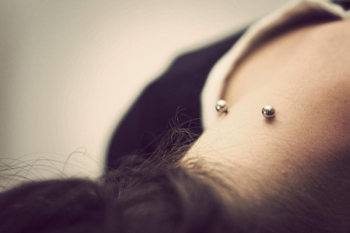 back of the neck piercing. makeup the nape piercing and
