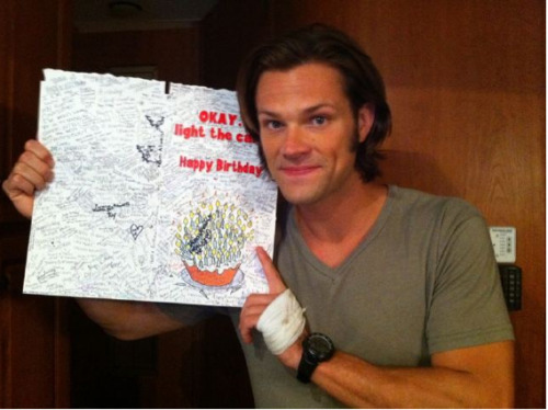 itsuchafunnything:

Jared’s Fan letter , that he  received in his Bday
