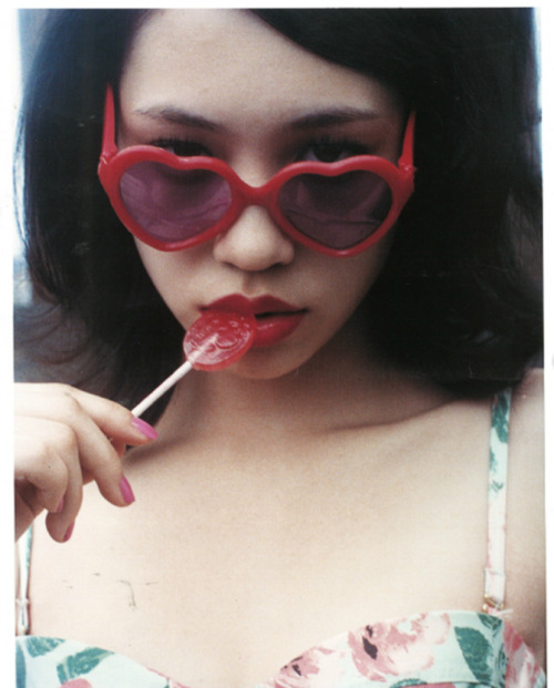 Asian Lolita Reblogged 8 months ago from tamae Originally from 