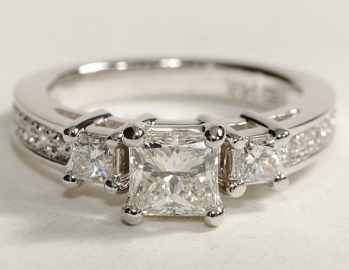 ... diamond engagement ring set with a 1.00 carat princess cut diamond