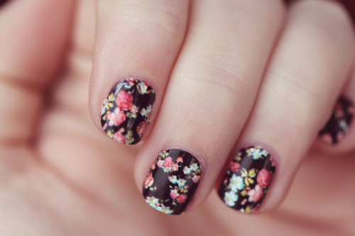 Tags: nails art nail art vintage floral