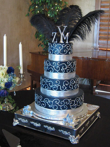 unique wedding cakes in sapphire blue and silver