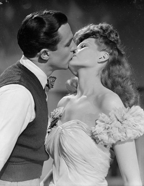 forlovelyritahayworth:

Rita Hayworth & Gene Kelly
