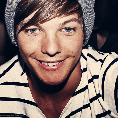 stop sayin that louis isn&#8217;t beautiful.. 
SHUT UP AND SEE THIS!