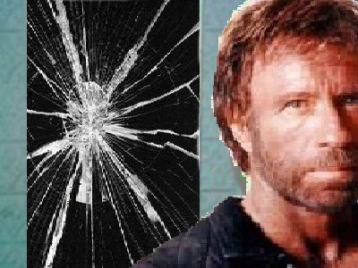 “El espejo no soporta a chuck norris scarlettjohanssoninseándose / Chuck Norris #scarlettjohanssoning: mirrors just cannot take it.“