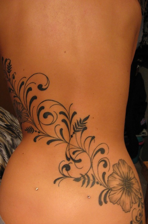 This is a 2 piece tattoo.