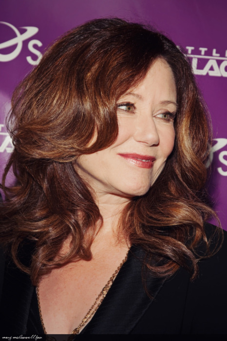 mary mcdonnell legs 