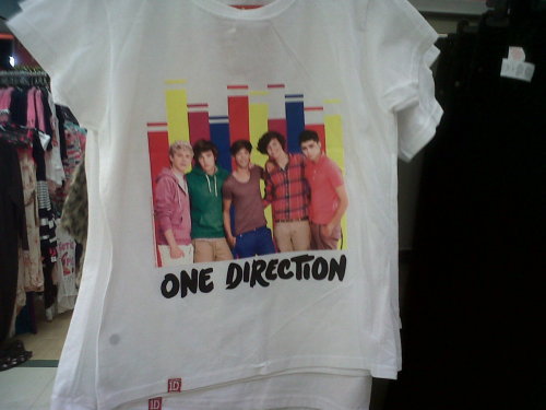 ONE DIRECTION TSHIRT IN PRIMARK £8 POUND &#8230; KIDS SIZES ONLY&#160;!