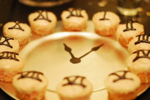 clock countdown cupcakes