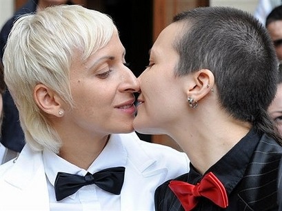 Download this Lesbians Get Married... picture