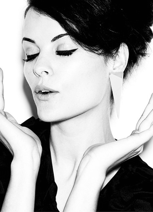 tagged as Black and White beautiful jaimie alexander kyle XY girl 